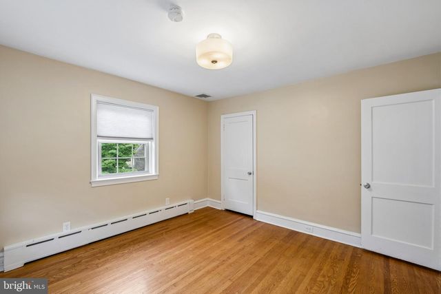 406 N STERLING RD, Elkins Park, PA 19027