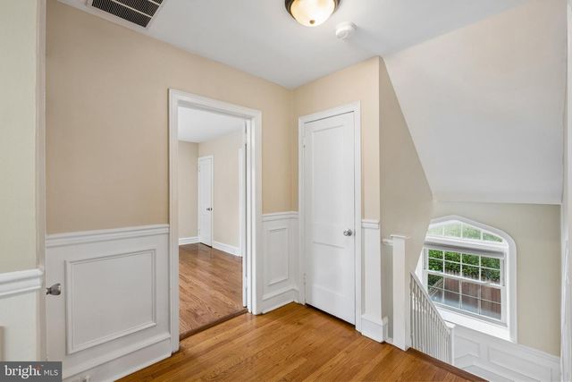 406 N STERLING RD, Elkins Park, PA 19027
