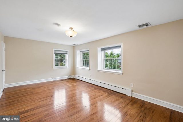 406 N STERLING RD, Elkins Park, PA 19027