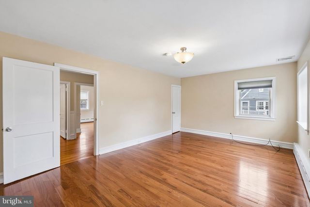 406 N STERLING RD, Elkins Park, PA 19027