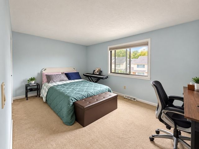 1002 Pleasant 10, Weymouth, MA 02189