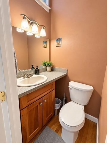 1002 Pleasant 10, Weymouth, MA 02189