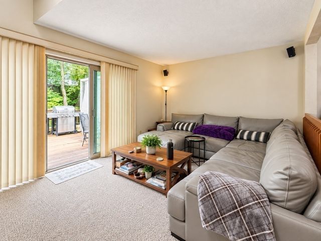 1002 Pleasant 10, Weymouth, MA 02189