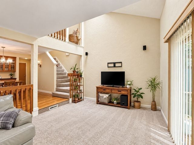 1002 Pleasant 10, Weymouth, MA 02189