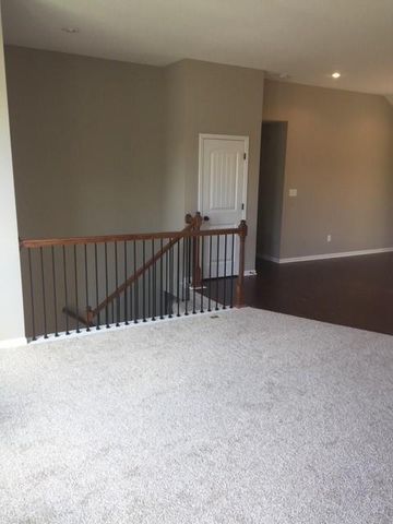 3808 SW McDanial Avenue, Blue Springs, MO 64015