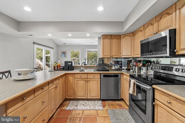 1 DEVONSHIRE CT, Mount Laurel, NJ 08054