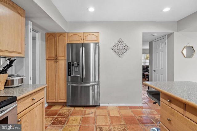 1 DEVONSHIRE CT, Mount Laurel, NJ 08054