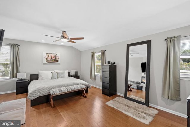 1 DEVONSHIRE CT, Mount Laurel, NJ 08054