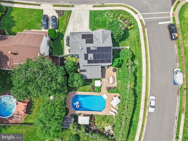 1 DEVONSHIRE CT, Mount Laurel, NJ 08054
