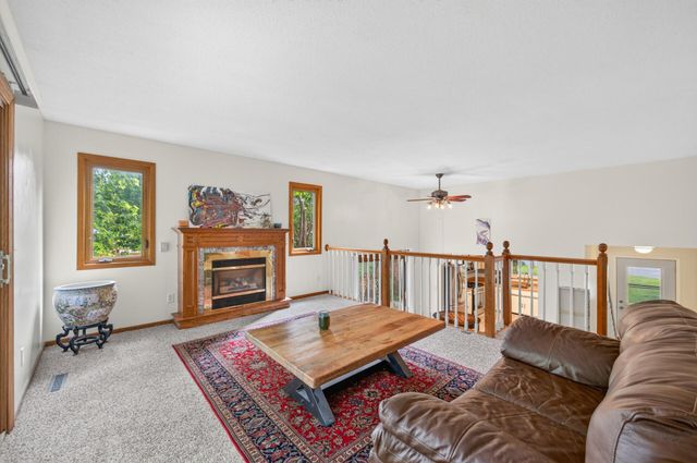 9626 Wellington Lane N, Maple Grove, MN 55369