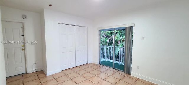 7851 Dunham Blvd 12, Miami, FL 33138