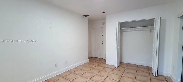 7851 Dunham Blvd 12, Miami, FL 33138