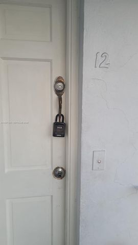7851 Dunham Blvd 12, Miami, FL 33138