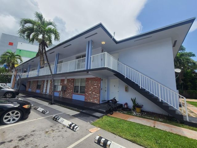 7851 Dunham Blvd 12, Miami, FL 33138