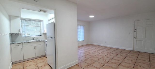 7851 Dunham Blvd 12, Miami, FL 33138