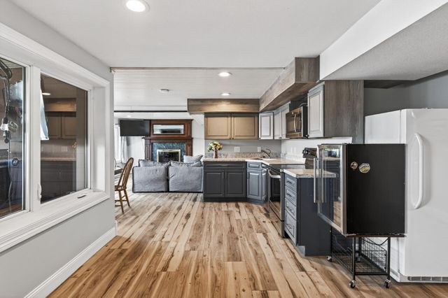 1724 19th Terrace NW, New Brighton, MN 55112