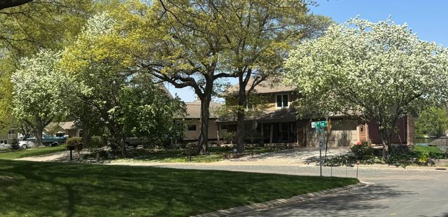 1724 19th Terrace NW, New Brighton, MN 55112