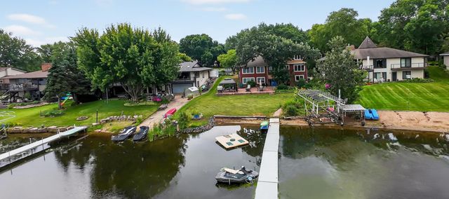 1724 19th Terrace NW, New Brighton, MN 55112