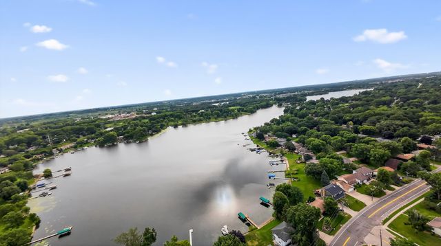 1724 19th Terrace NW, New Brighton, MN 55112