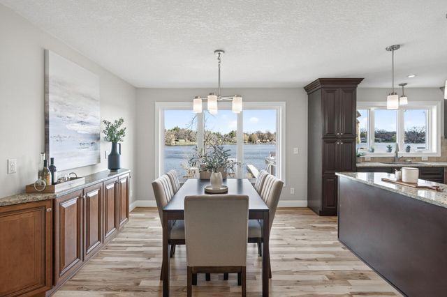 1724 19th Terrace NW, New Brighton, MN 55112