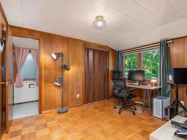 1750 Field Avenue, Saint Paul, MN 55116