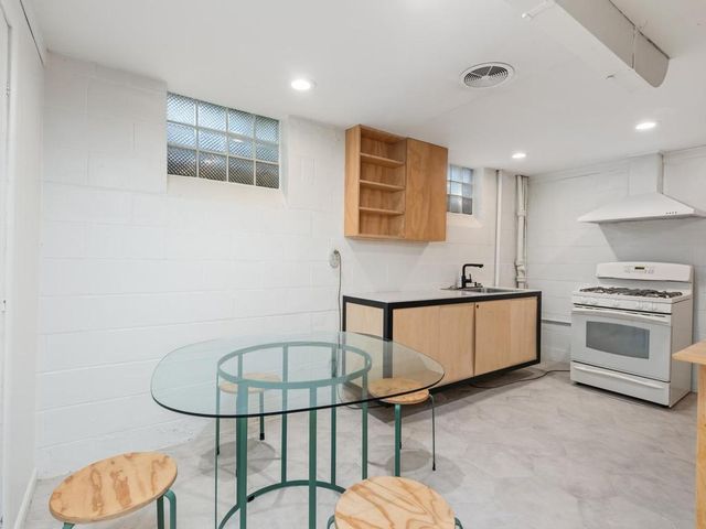 1750 Field Avenue, Saint Paul, MN 55116