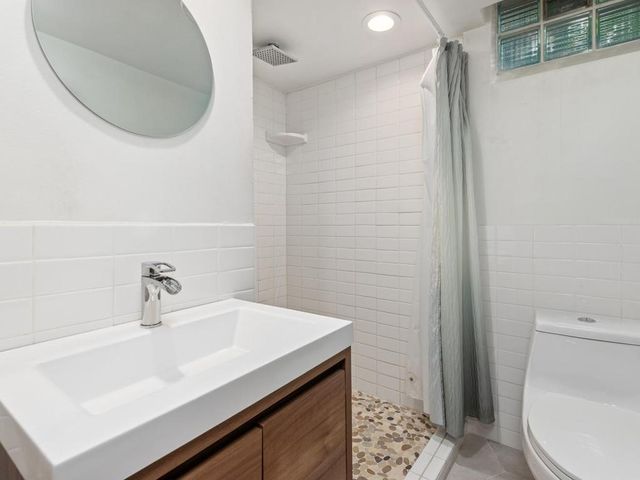 1750 Field Avenue, Saint Paul, MN 55116