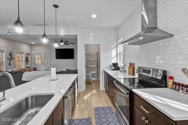 268 Maywood Dr, Leitchfield, KY 42754