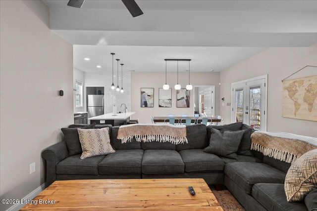 268 Maywood Dr, Leitchfield, KY 42754