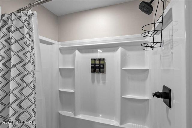 268 Maywood Dr, Leitchfield, KY 42754