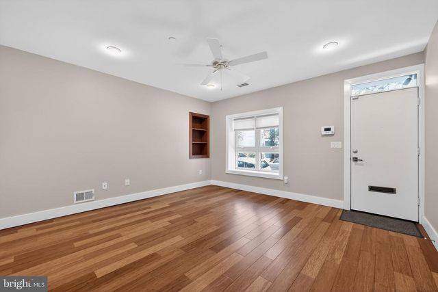 2664 MARTHA ST, Philadelphia, PA 19125