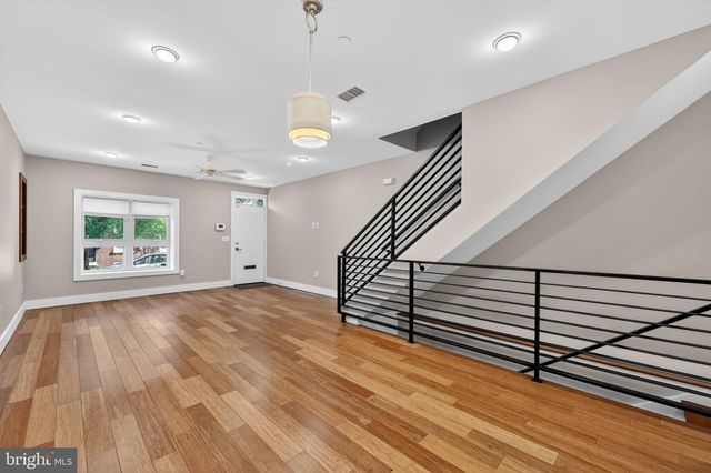 2664 MARTHA ST, Philadelphia, PA 19125