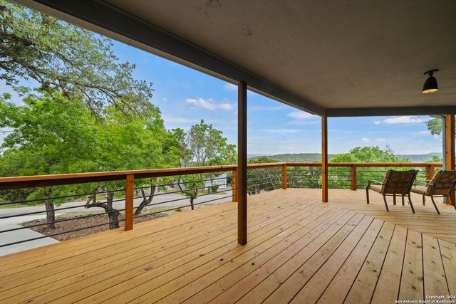 665 LAKE FRST, Canyon Lake, TX 78133