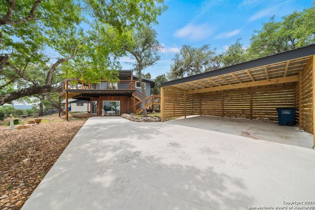 665 LAKE FRST, Canyon Lake, TX 78133