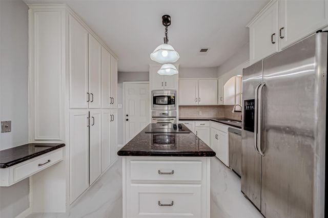 4506 Mimosa Drive, Bellaire, TX 77401