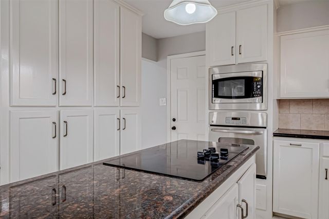 4506 Mimosa Drive, Bellaire, TX 77401