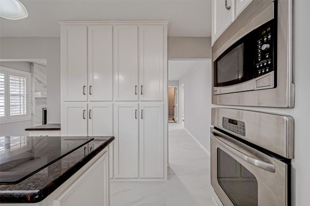 4506 Mimosa Drive, Bellaire, TX 77401