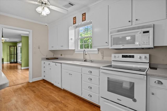 935 Evans Rd, Nashville, TN 37204