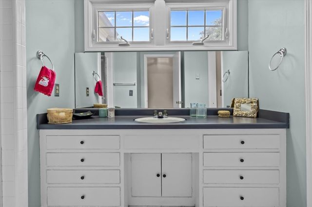 935 Evans Rd, Nashville, TN 37204