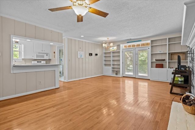 935 Evans Rd, Nashville, TN 37204