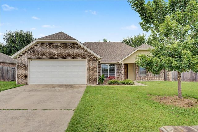 198 Alexandra Loop, Elkins, AR 72727