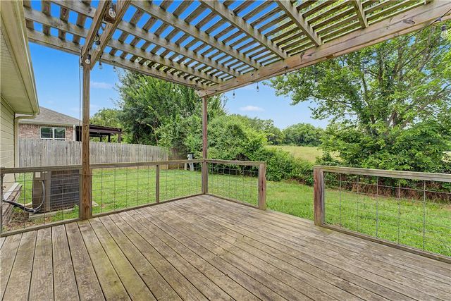 198 Alexandra Loop, Elkins, AR 72727