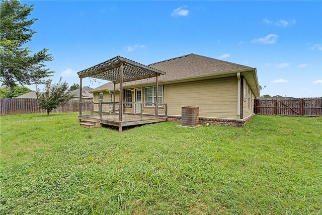 198 Alexandra Loop, Elkins, AR 72727
