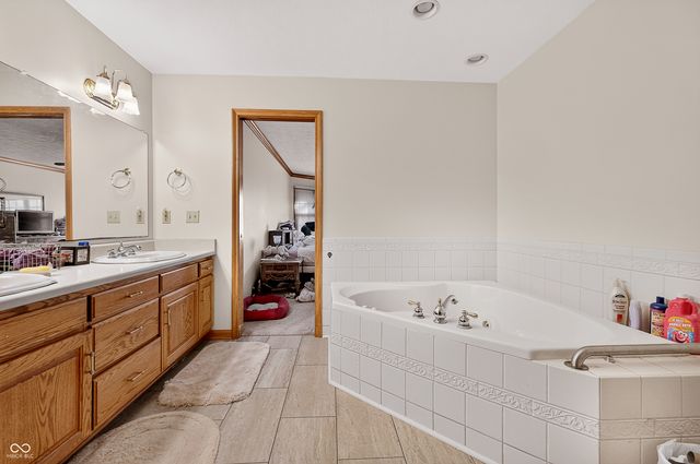 842 Eastgate Drive, Anderson, IN 46012