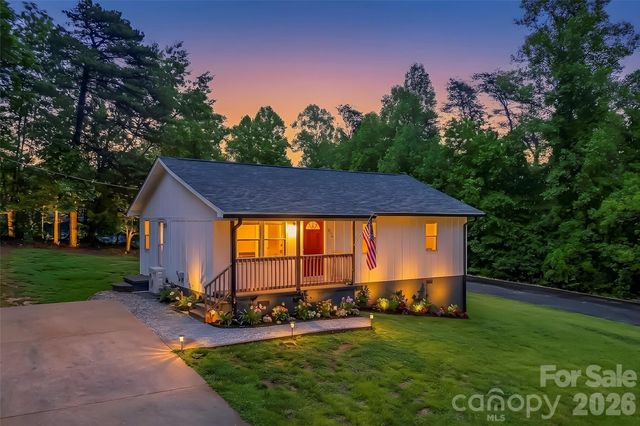 825 S Creek Road, Nebo, NC 28761
