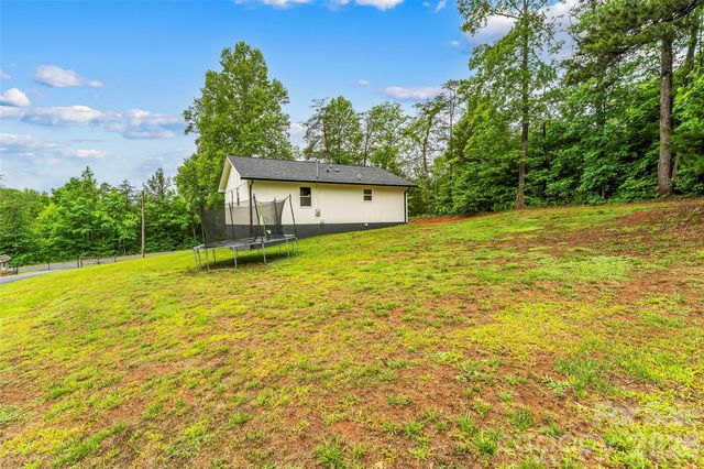 825 S Creek Road, Nebo, NC 28761