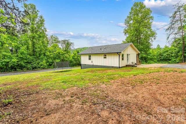 825 S Creek Road, Nebo, NC 28761