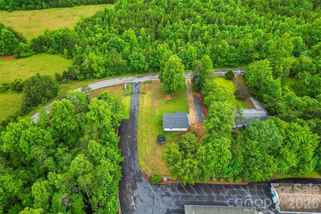 825 S Creek Road, Nebo, NC 28761