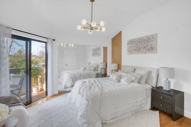 227 Ada Avenue B, Mountain View, CA 94043