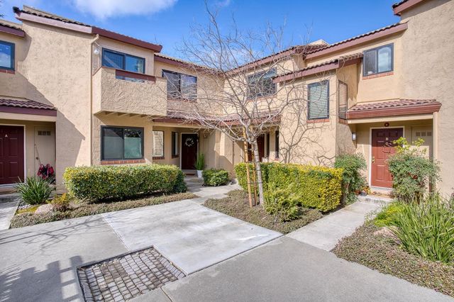 227 Ada Avenue B, Mountain View, CA 94043